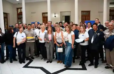 La intendente hizo una entrega especial que dejó a todos sorprendidos: ¿Qué recibieron los empleados?