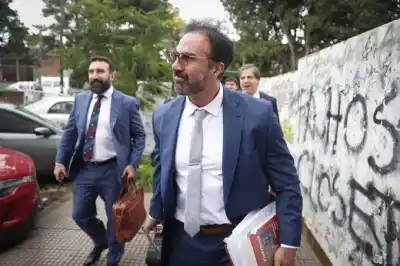 Una declaración inesperada cambió todo el curso de la audiencia: lo que dijo el médico sobre su relación con el ídolo