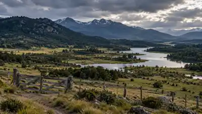 Ofreció un campo con "lago propio" en Chubut justo cuando la ley no regía: la explicación no cierra