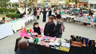La Banda abre una jornada de salud gratuita con controles mamarios y una feria de emprendedoras