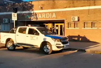 Le arrojó agua caliente de un termo a un bebé de tres meses y los médicos tomaron una decisión con ella