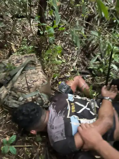 Lo buscaban por robar motos y atacar a cuchillazos a un policía: ahora su nombre apareció en la causa Dudych