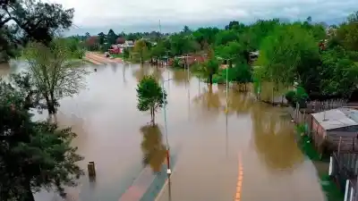 El Paraná no da tregua: hay 646 evacuados y alerta roja en el Litoral