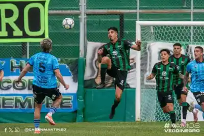 San Martín se quedó con diez y el empate lo dejó lejos del Reducido