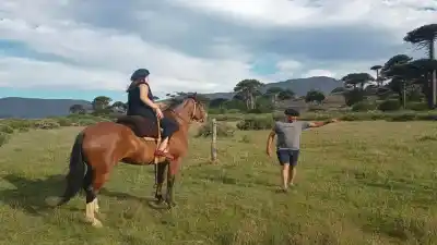 Caviahue: la familia que volvió al campo por sus hijos y hoy abre las tranqueras a los turistas