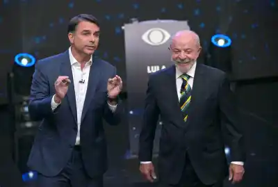 Lo desafió con Milei y la motosierra: la pregunta de Lula que Flavio Bolsonaro evitó en pleno debate
