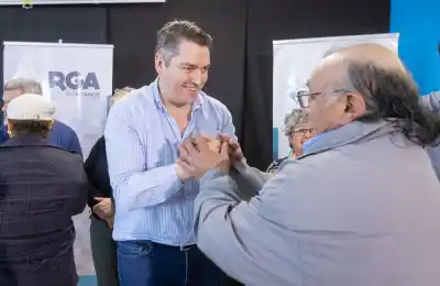 Río Grande quiere dejar de depender del huevo de afuera: el plan que ya llegó a los productores
