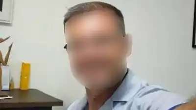 Siete pacientes lo denunciaron por abuso, pero un juicio anterior ya lo había dejado libre