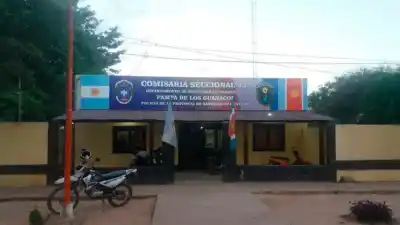 A los 12 horas lo atraparon gastando la plata, pero el arma que usó dejó a todos en offside