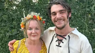 La madre de RJ Mitte habló por primera vez y apuntó contra la exnuera: qué dijo del funeral
