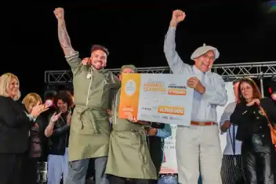 El dorado de 15 kilos que se llevó el primer premio en Las Termas