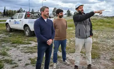 Trelew: la garrafa y la leña quedan atrás en un barrio que esperó cuatro años