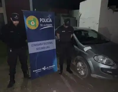 En plena obra del Parque Lineal, lo vieron cargar algo en el baúl: no era personal de la obra