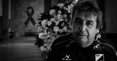 Salta despide a "Mumy", el canillita que cada madrugada repartía diarios y fanático del Cuervo