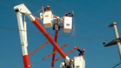 Cortes de luz en Santiago: los barrios y localidades que se quedan sin servicio
