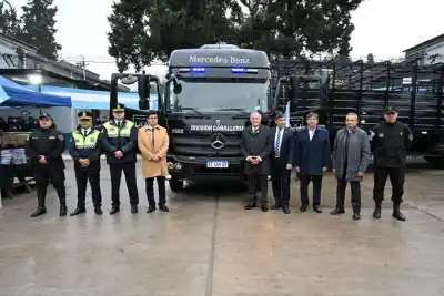 Jaldo sumó un camión clave para las rutas y dejó una advertencia sobre las comisarías del interior