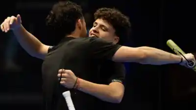 Dos misioneros se subieron a lo más alto del Circuito Mundial de pádel: uno de ellos tiene apenas 16 años