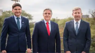 Tres gobernadores se juntan en Paraná y ponen sobre la mesa un tema que inquieta a los trabajadores
