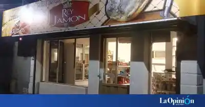 Entraron con un machete a "El Rey Jamón" y vaciaron la caja: lo que dejaron atrás