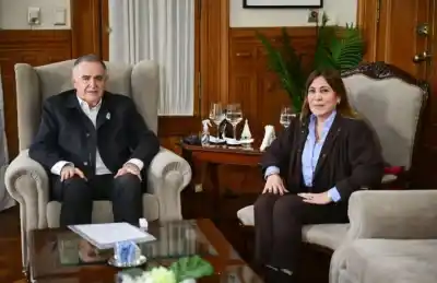 Jaldo se reunió con Beatriz Ávila: los tres temas que definirán el futuro de Tucumán en el Congreso