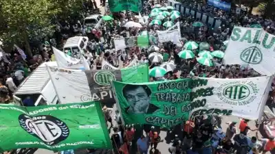 ATE va a Olivos y apunta contra un ministro: "Al que vamos a retirar es a Sturzenegger"