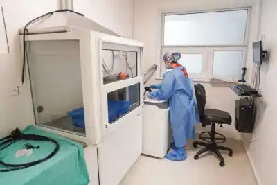 Dos equipos nuevos en el hospital de San Martín de los Andes y una pregunta clave: quién tocó cada insumo