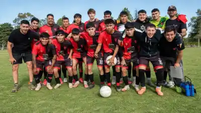 La fecha que dejó al puntero intacto y a un goleador con doblete