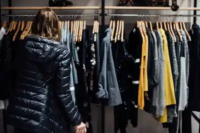 Vendía ropa en Unicenter y el Abasto: los cinco bancos que le cerraron las cuentas y la dejaron contra las cuerdas