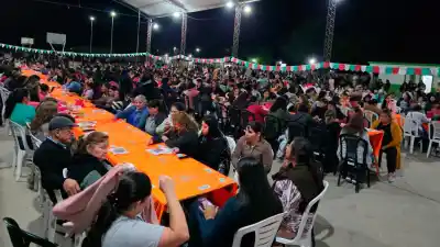 La Cañada reunió a 500 madres: la noche que prepararon para ellas