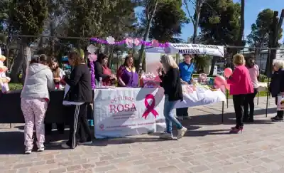 Rawson abrió la puerta a las consultas gratis: quiénes atendieron este lunes en la Plaza