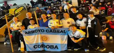 Arroyo Cabral mandó 12 peleadores al Mundial y volvieron con las valijas llenas de medallas