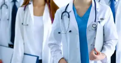 Abren 97 cargos en salud y lo que planean para los profesionales dejará sorprendidos a muchos