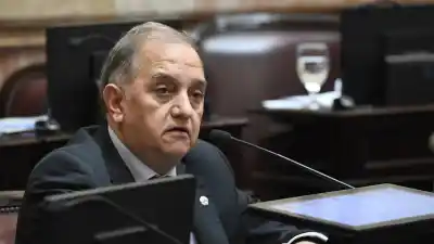 El gesto de Taboada en el acto del PJ que Linares no esperaba, y la ausencia que dejó a Othar en el centro de la escena