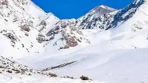 San Juan tiene nieve de sobra en la cordillera, pero el río corre con la mitad de agua que hace una década