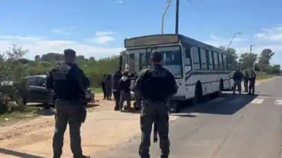 Controlaron un colectivo de cosecheros en Concordia y la encargada de la cuadrilla terminó detenida
