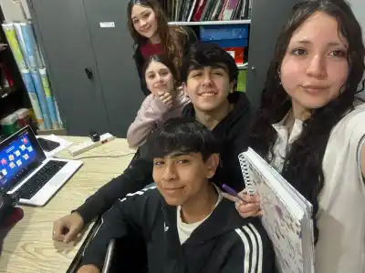 Esperar el colectivo en Diadema ya no será lo mismo: el proyecto que cinco alumnos presentaron en Samsung