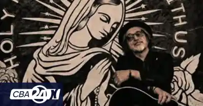 Esteban Prol cambia de piel en Córdoba: el actor que se sube a cantar sus propias historias