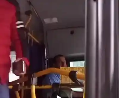 La Gratitud que Conecta: El Colectivero Monterizo que se Convirtió en un Héroe