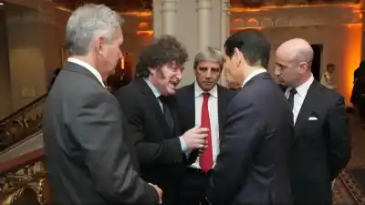 Milei se abrazó a Trump por Malvinas, pero una jugada de EE.UU. lo dejó en offside