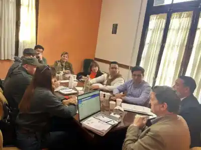 Los estatales de Misiones cobrarán el aumento en dos tramos: el primero llega con los haberes de octubre