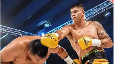 El rival invicto de 19 años que le pusieron enfrente a Chiquito Vergara en Inglaterra
