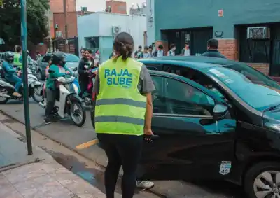 Catamarca: el plan que vacía la puerta de dos colegios en minutos y ya suma 600 familias