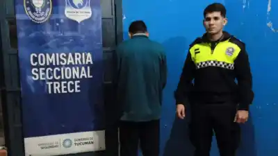 La amenazó con un arma y le prendió fuego la cama: lo encontraron a pocas cuadras