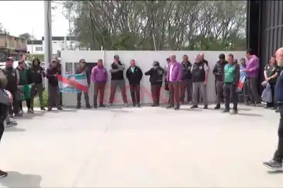 Cobran en cuotas desde hace meses y ahora cerraron las puertas: el reclamo que tiene a los clientes sin atención