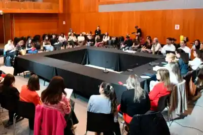El STJ abrió su sistema de violencia de género a miradas de afuera: quiénes se sentaron a la mesa