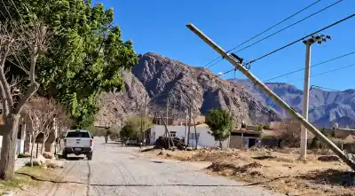 Ráfagas de más de 100 km/h en Salta: los cinco recaudos que pide EDESA antes de que se corte la luz