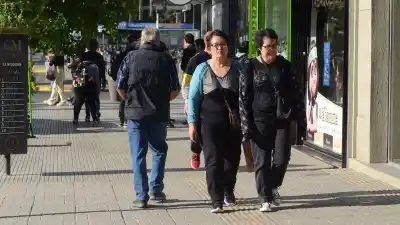 Neuquén: cada regalo del Día de la Madre costó $75.000, pero en los locales pasó lo contrario