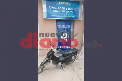 Una moto negra que llamó la atención en Villa Balnearia: adentro había una historia de octubre