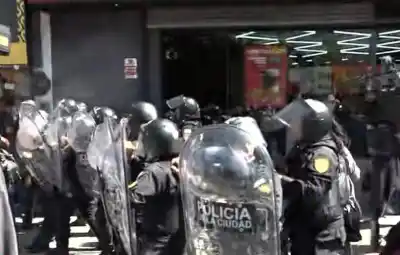 El paro de subtes terminó en corridas y gas pimienta: hay un detenido