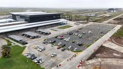 El TC cambia de escenario: los autos saldrán a la pista del aeropuerto de Rosario antes de correr en el Fangio